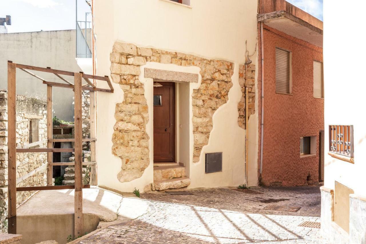 Domu Ala - Bynos Homes Baunei Esterno foto